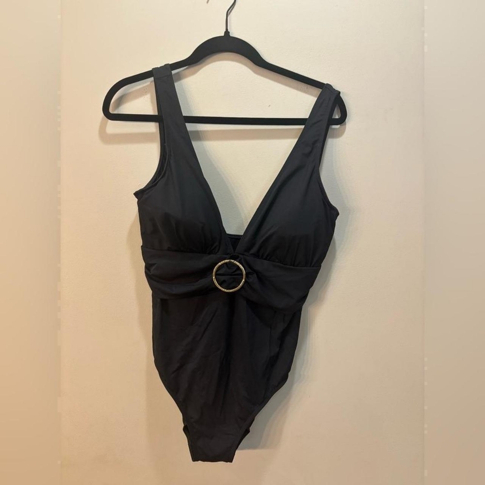 Lauren Ralph Lauren Women's Black Deep V-Neck Buckle One-Piece Swimsuit